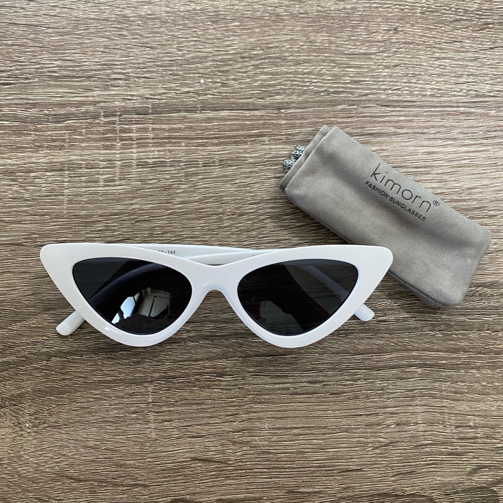 Kimorn Cat Eye Sunglasses .